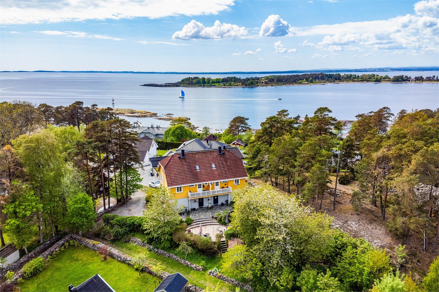 Velkommen til Hagastien 5B - en sjelden og attraktiv mulighet i sommerperlen Larkollen. Fotograf; Børge Oppegård.
