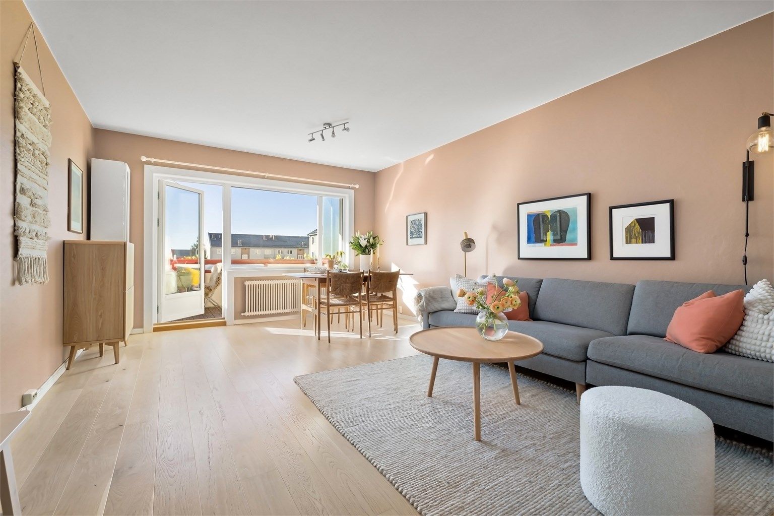 Velkommen til Kildeveien 43A - Presentert av Bjørn Erik Dørum-Persen v/ Krogsveen Årvoll