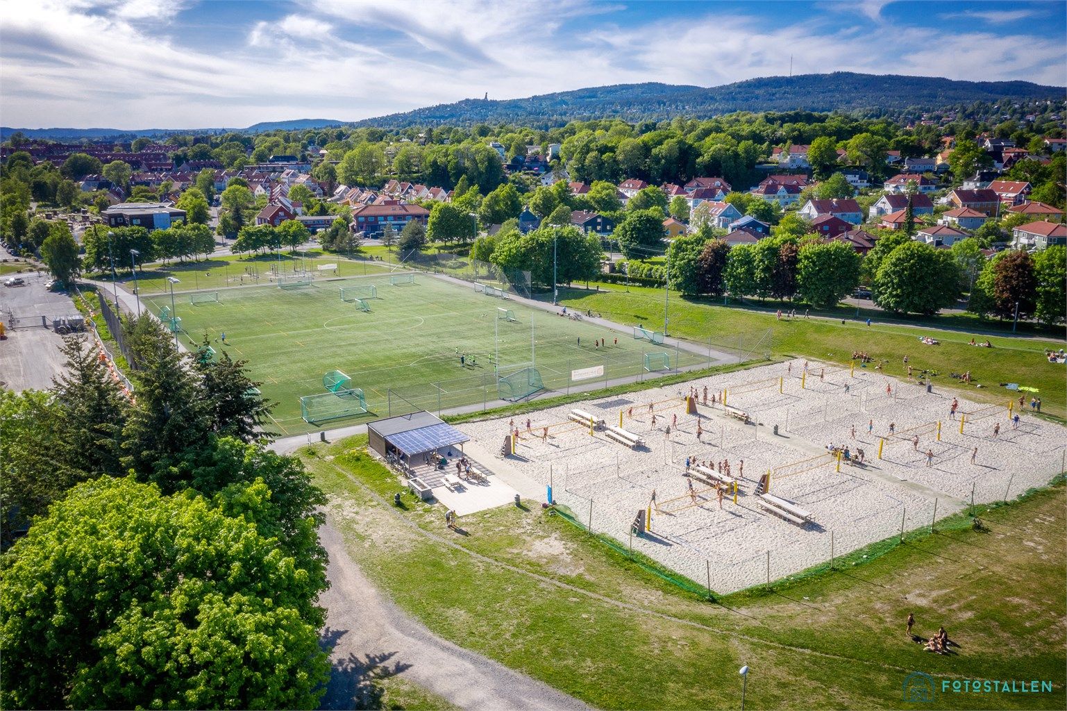 Få minutters gange unna ligger flere flotte parkområder. Voldsløkka er et naturlig sted å oppsøke for alle som bor på Sagene, Tåsen og Bjølsen.