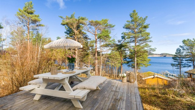 Terrassene måler hele 95 kvm til sammen.