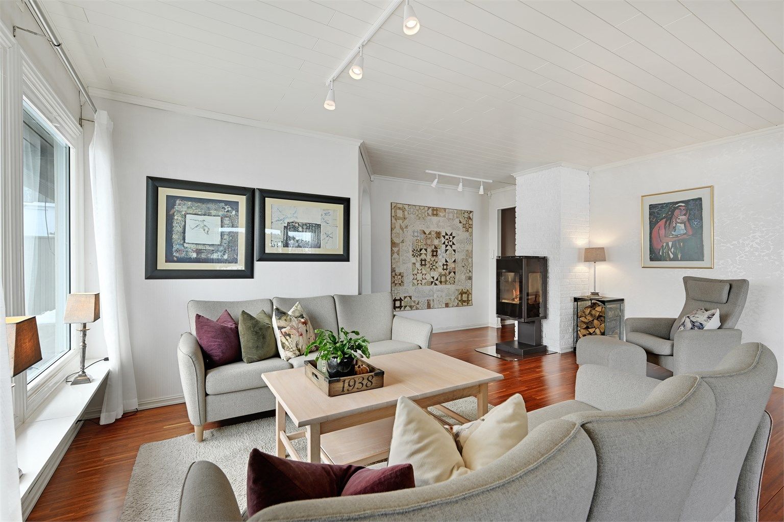 Hyggelig å innrede med salong. 