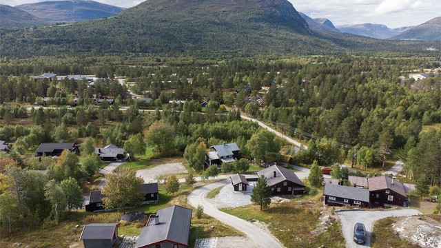 Området byr på rike muligheter for friluftsliv, jakt og fiske til alle årstider.