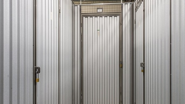 Leiligheten disponerer en bod i byggets 1. etasje