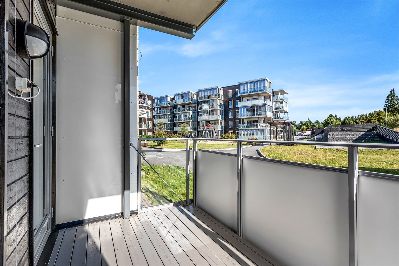 I tillegg til egen privat terrasse, kan man også benytte seg av den felles takterrassen. 