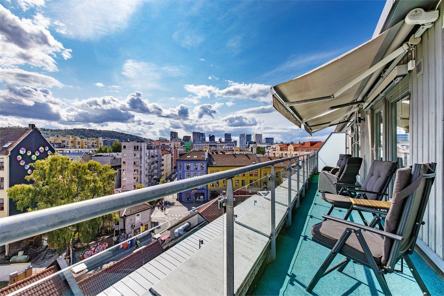 Velkommen til Tøyenbekken 6! - Presentert av André Gartland Hoff v/Krogsveen Avd. Grünerløkka.