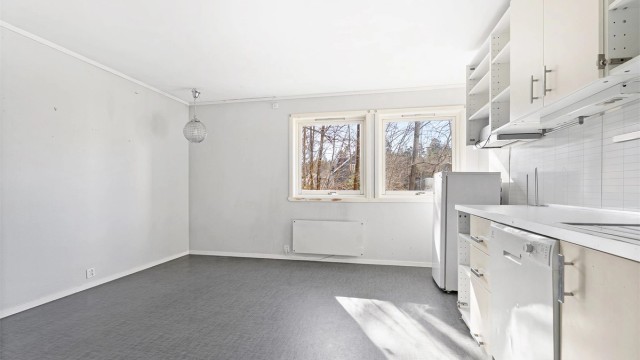 Praktisk og lys selveier med topp beliggenhet på Eg