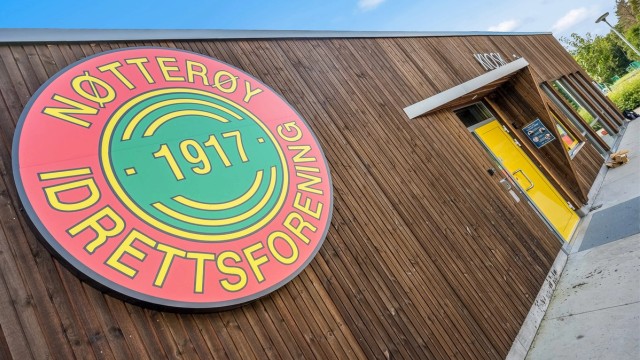 Nærmeste bussholdeplass er Dreggveien, kun 2 minutter fra boligen, med forbindelse til Tønsberg.