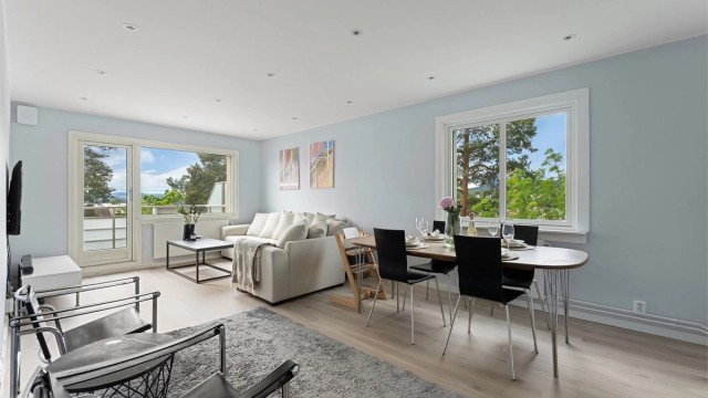 Velkommen til Michelets Vei 25 A - En lekker og gjennomgående 3-roms leilighet rett ved Fornebu og Lysaker