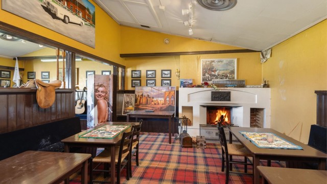 Verken pub- eller restaurant har vært drevet permanent i løpet av de siste tre-fire årene.