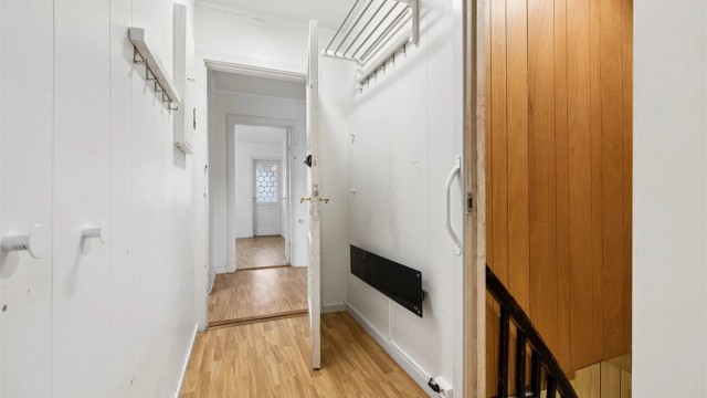 Gang i andre etasje med adkomst til boenhetens rom.
