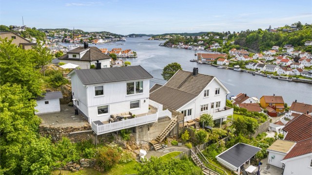 Enebolig med vanvittig utsikt til Tromøysund, Hisøy og Strømmen.