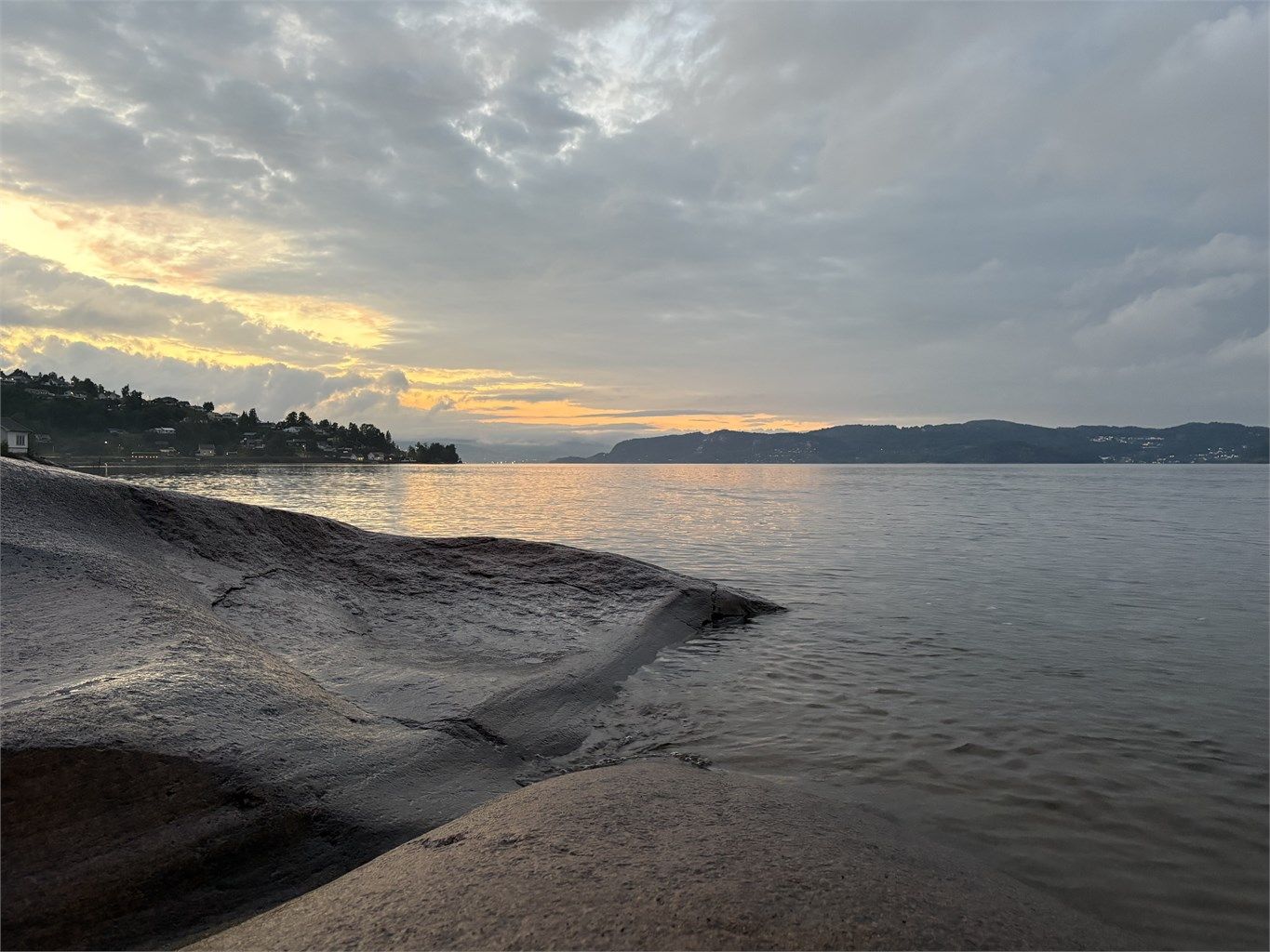 Kort vei til vannkanten - privat bilde