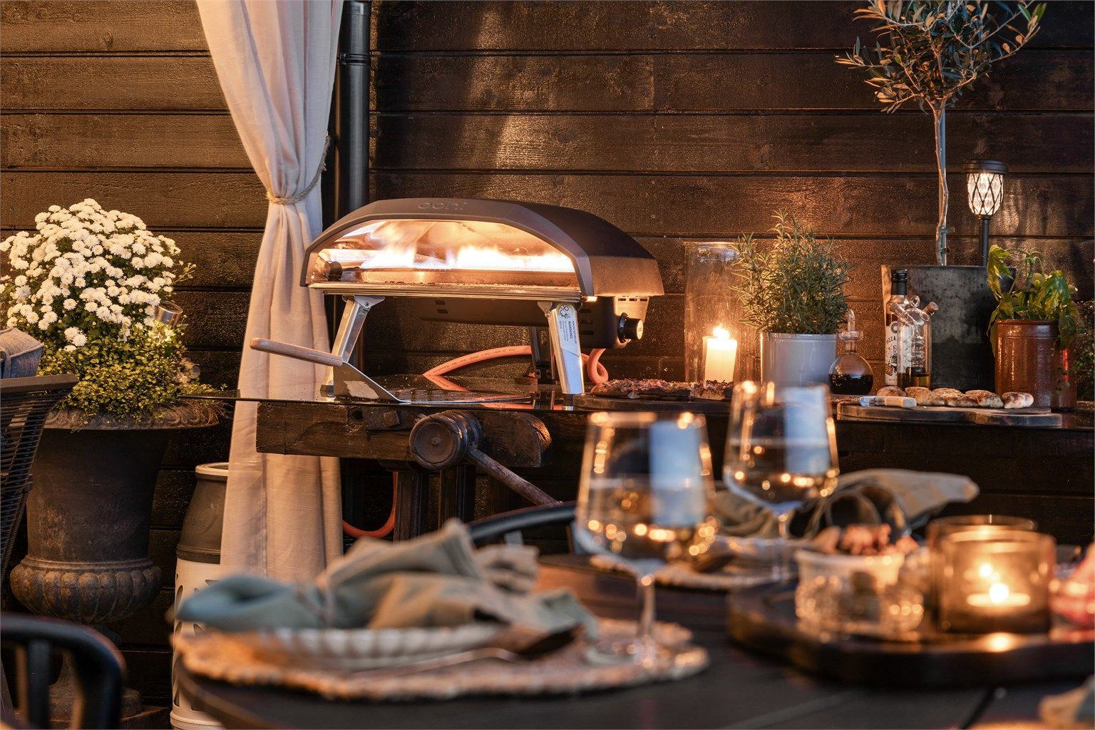 Her kan man nyte lange sommerkvelder og samle venner og familie for en hyggelig aften