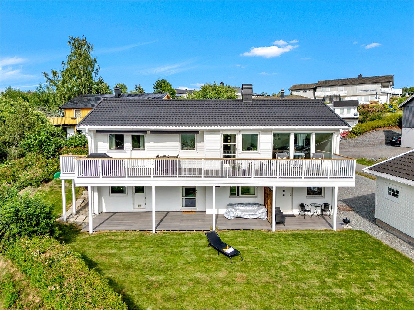 Hellebakken 1 - Påkostet enebolig