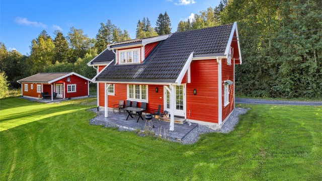Krogsveen Utleie v/Ulrikke Sandvold har gleden av å presentere Guttersrudveien 1 FOTO Digit Media Norge AS -fotograf Jørgen Sørebø