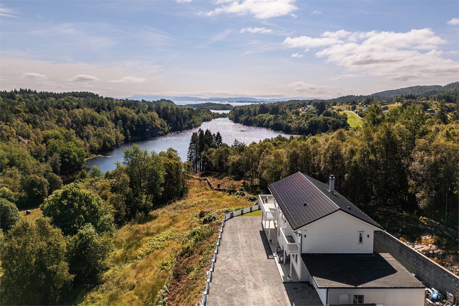 Her bor du i ett med naturen. Nyt det grønne området til enhver tid.