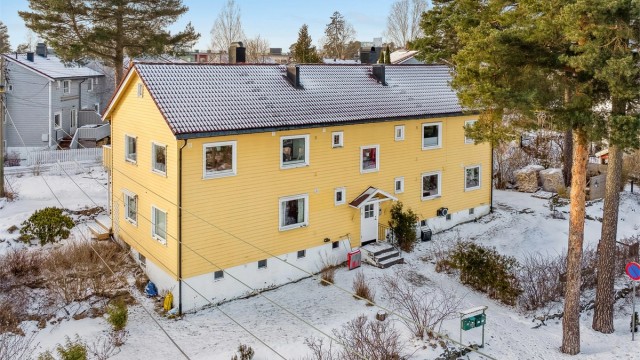Tangen terrasse 63 er attraktivt og meget sentralt beliggende med gangavstand til "alt. Foto: Per O. Skjellnan v/Efkt