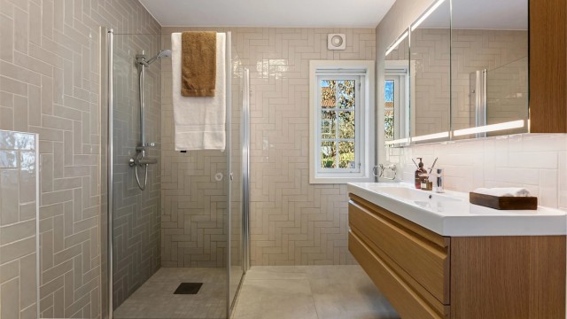 Flislagt baderom med gulvvarme fra 2020