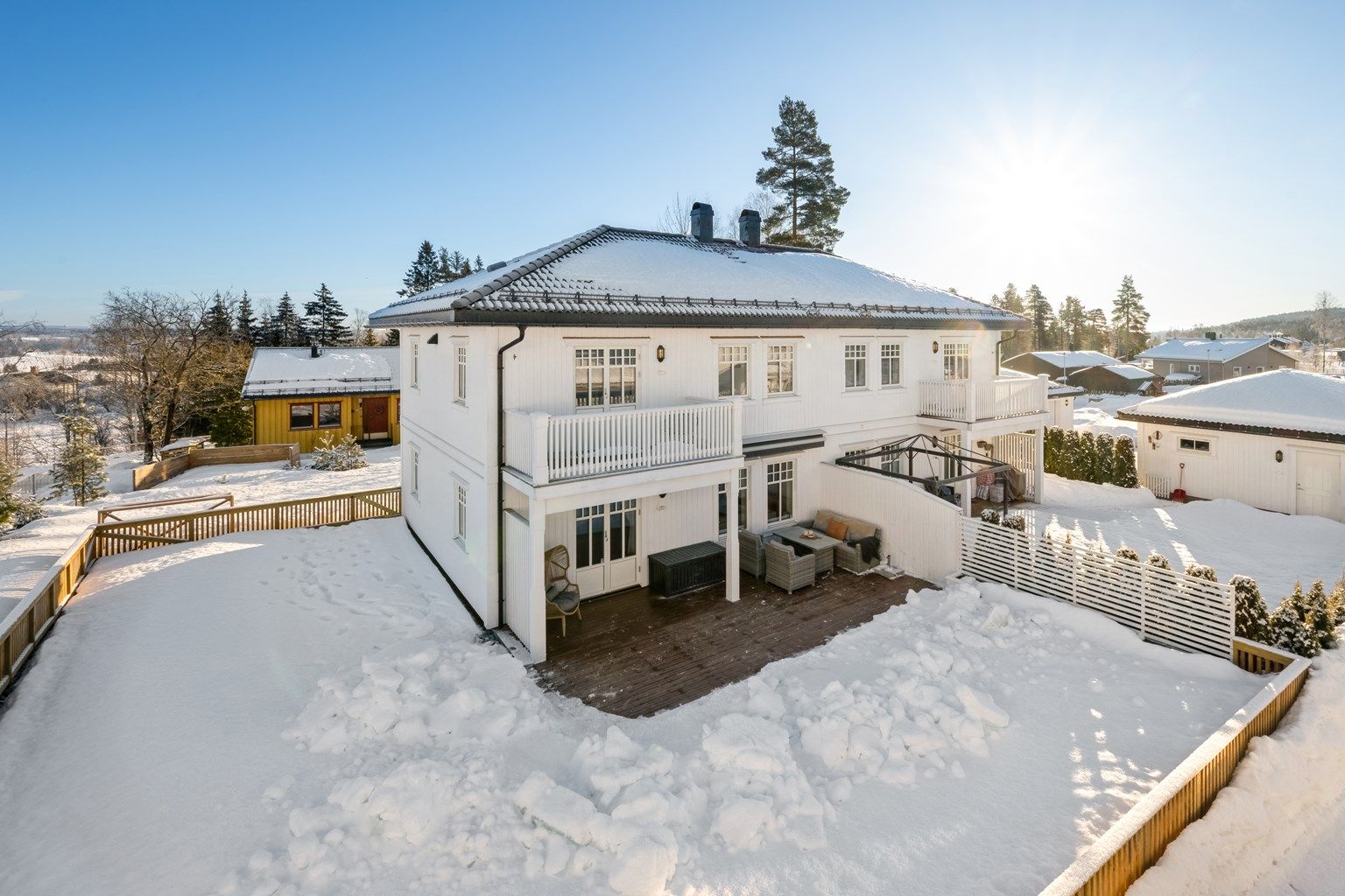 Krogsveen v/ André Ellefsen presenterer Feviksvingen 44 B - En tiltalende, moderne og nyere halvpart av tomannsbolig