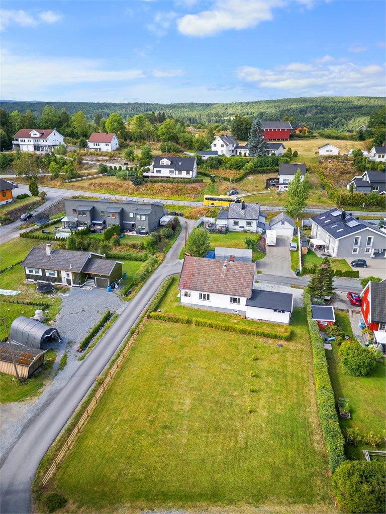 1,1 mål stor solrik tomt
