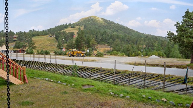 Det går skiløype rett utenfor leiligheten på vinters tid.