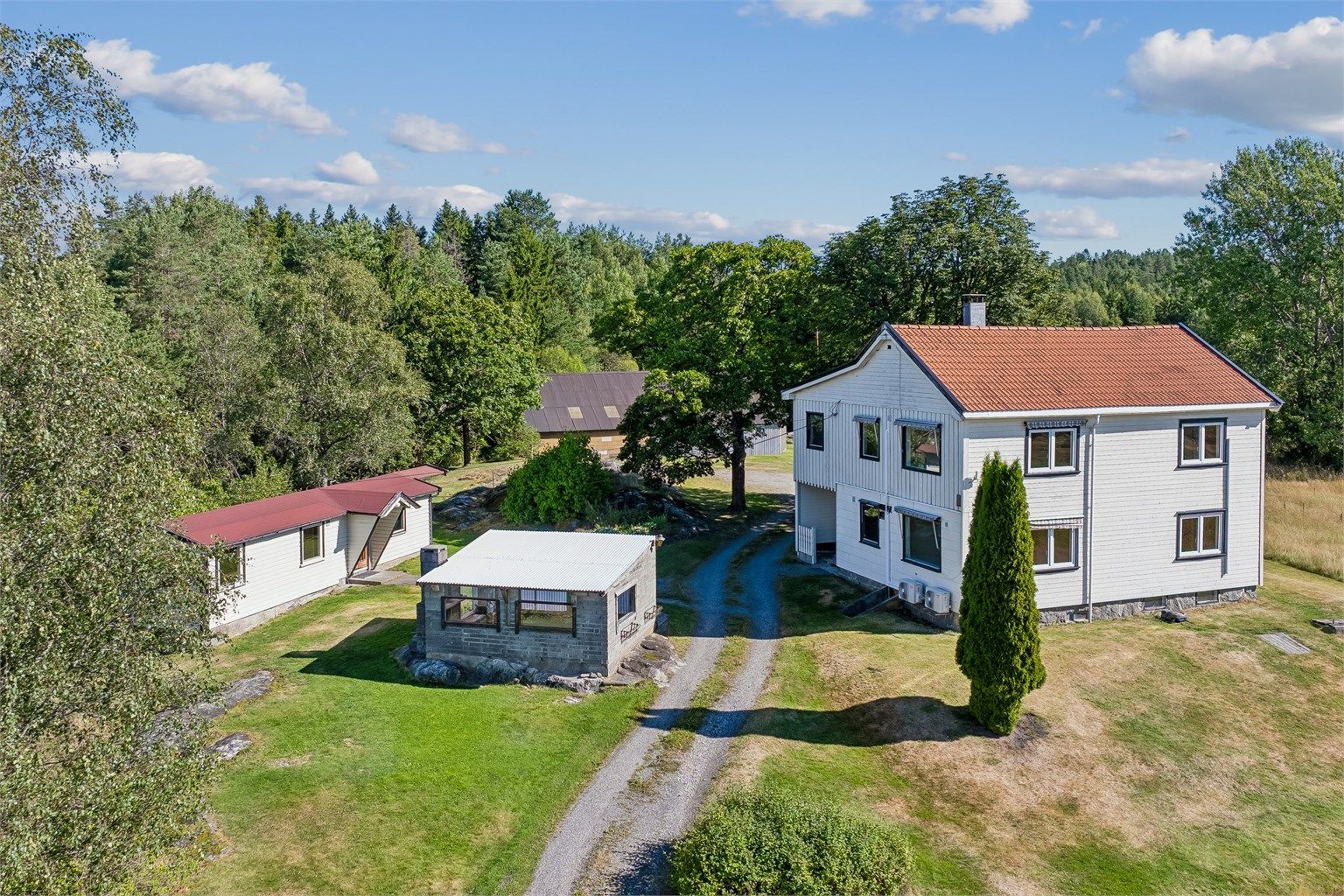 Velkommen til Drøbakveien 127! Presentert av Anniken Øderud v/Krogsveen Nesodden. Foto:  Per O. Skjellnan v/EFKT