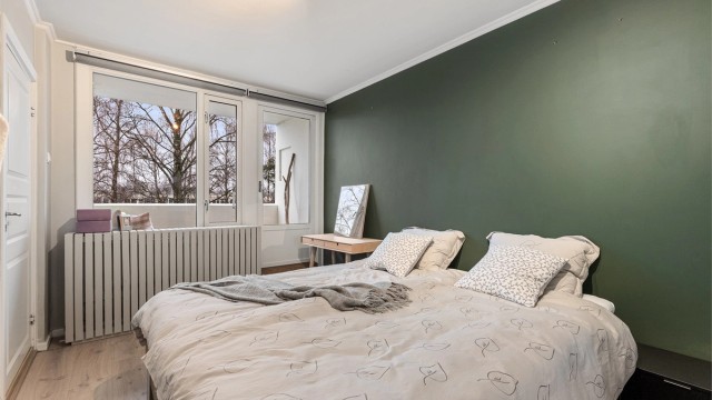 Her er det plass for dobbeltseng og annet passende møblement