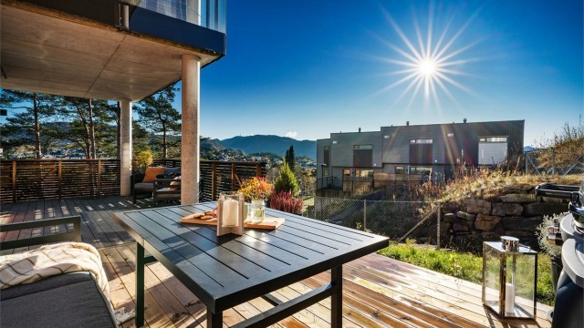 - Velkommen til Spondalen 61 - En nydelig selveierleilighet med attraktiv beliggenehet sentralt i Åsane (foto: Inge Jørpeland)