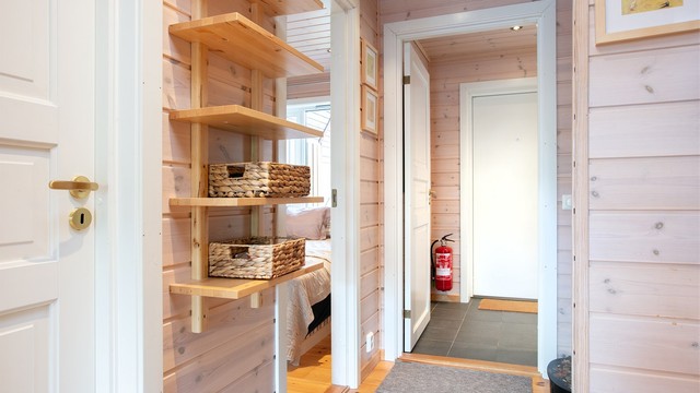 Gangen knytter sammen inngangspartiet, soverommet og badet i hovedetasjen.