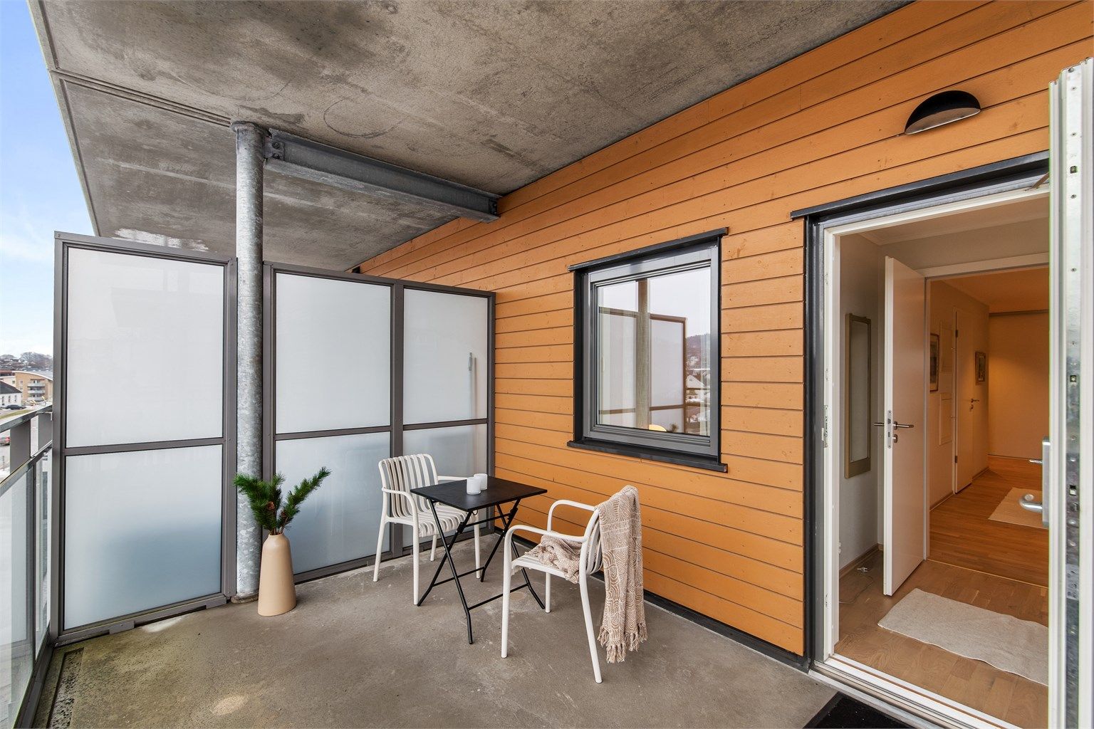 God plass også på denne balkongen hvor man har ettermiddags/kveldssol