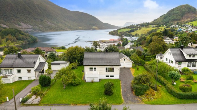 Velkommen til Haugane 125 presentert av Eiendomsmegler Christian Nogva Aarseth