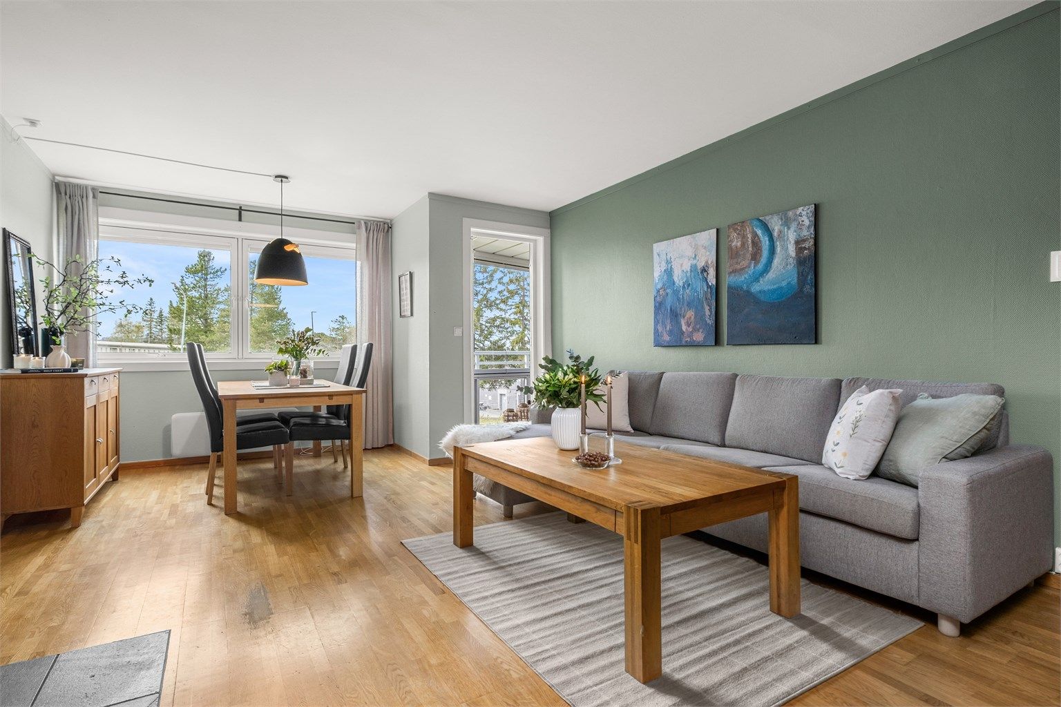 Velkommen til Leistadgrenda 21 - og denne flotte 3-romsleiligheten beliggende i et veletablert område på Brundalen! 