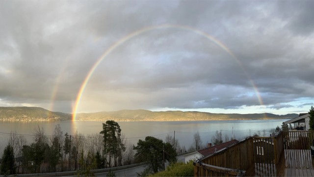 Utsikt/Regnbue - privat bilde