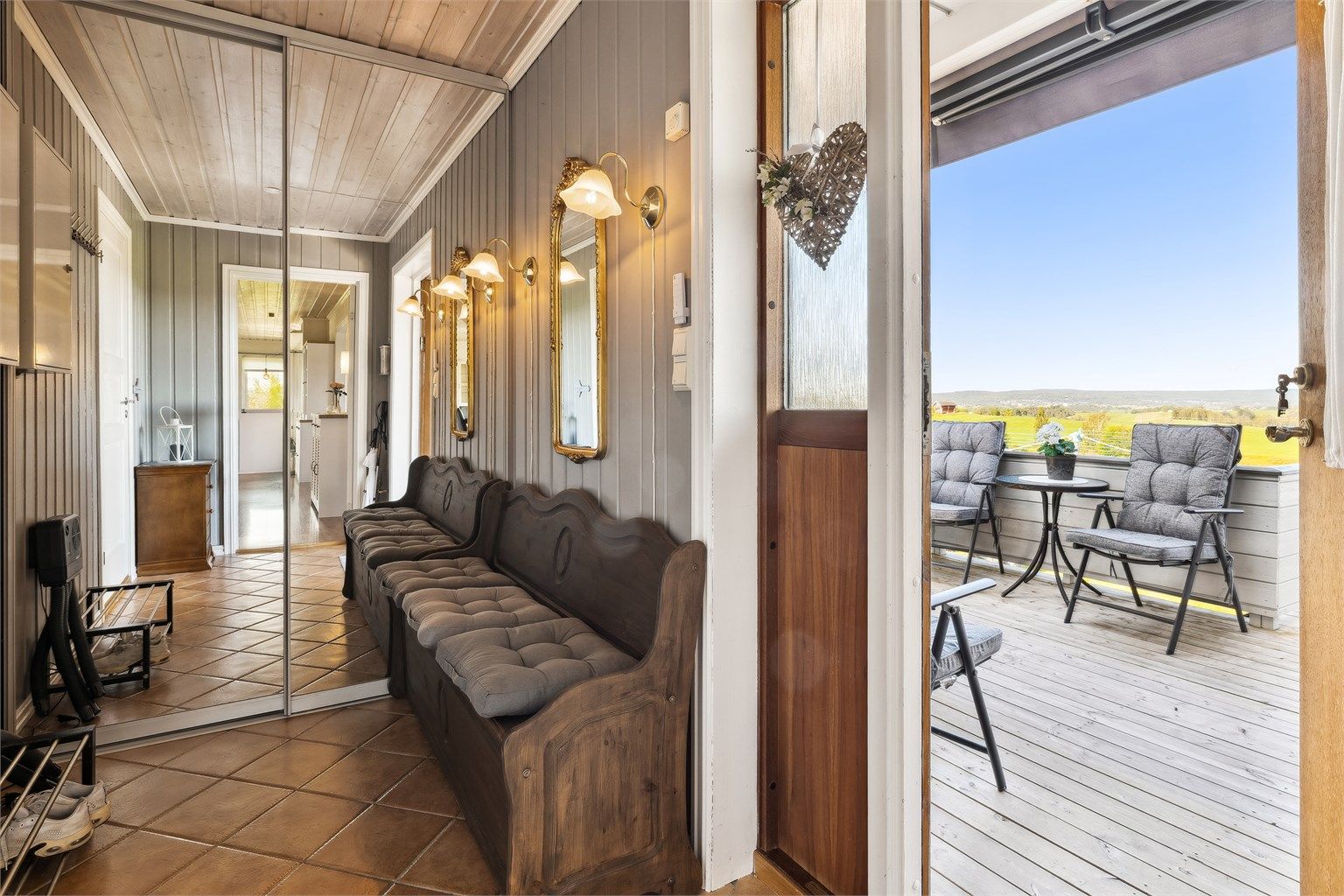 Velkommen inn i entréen