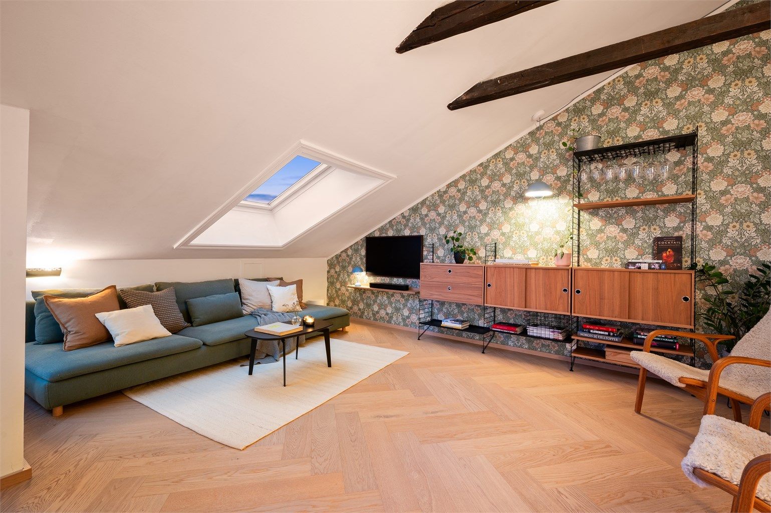 En luft-til-luft varmepumpe sørger for effektiv og behagelig oppvarming året rundt.