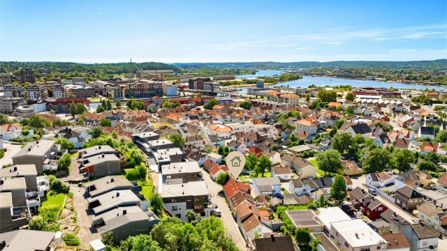 Hjørnerødgata 6 presenteres av Amir Pedersen-Paydar i Krogsveen.
