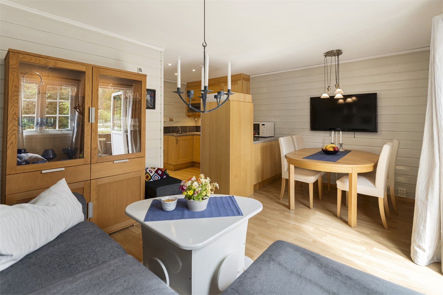 Velkommen til Vesletjønnvegen 47!
Foto: Fotograf Magik