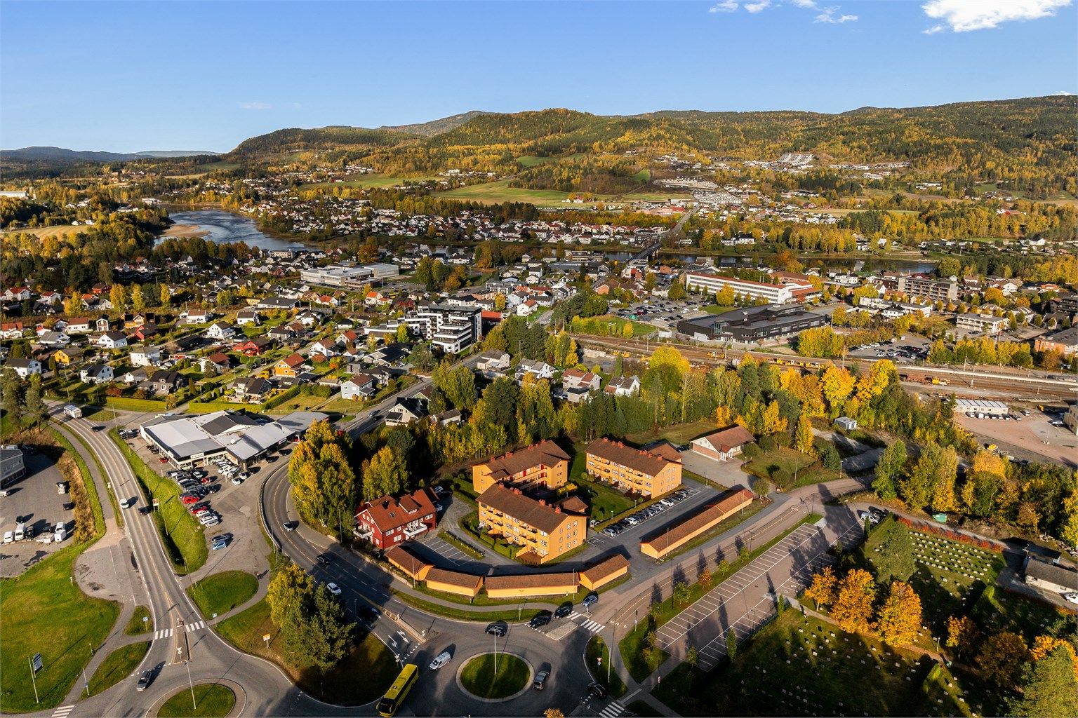 Flotte turmuligheter for store og små langs elvestien og i marka