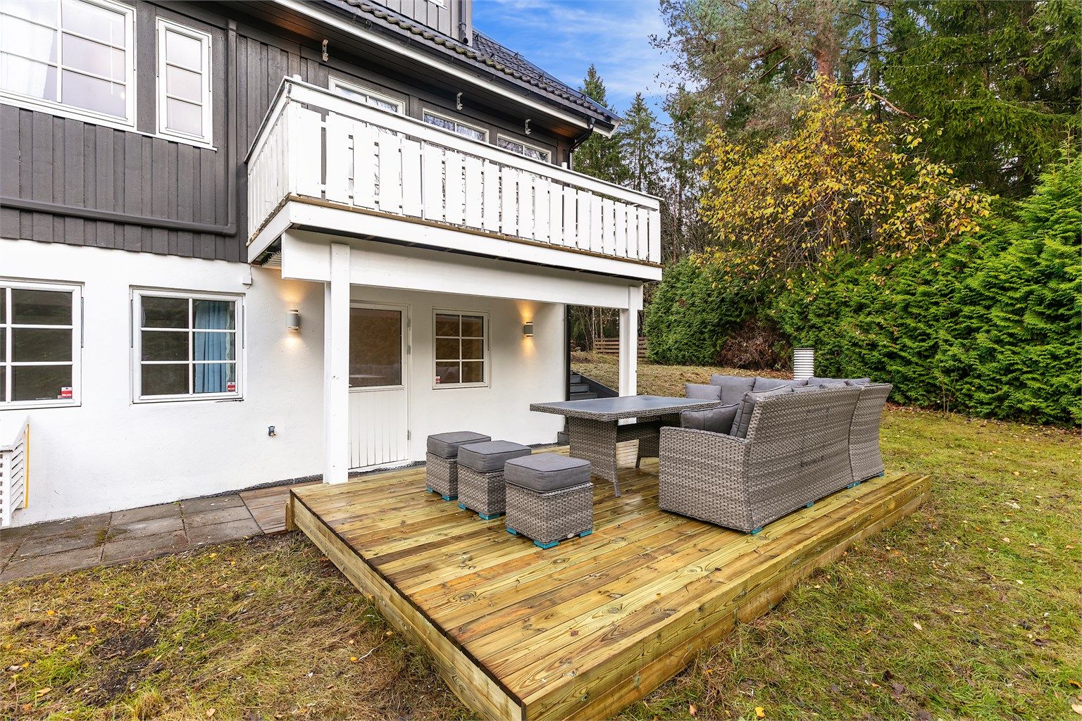 Markterrasse med nytt dekke i 2025.