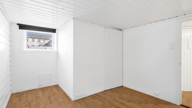 Rom 2 i underetasjen
