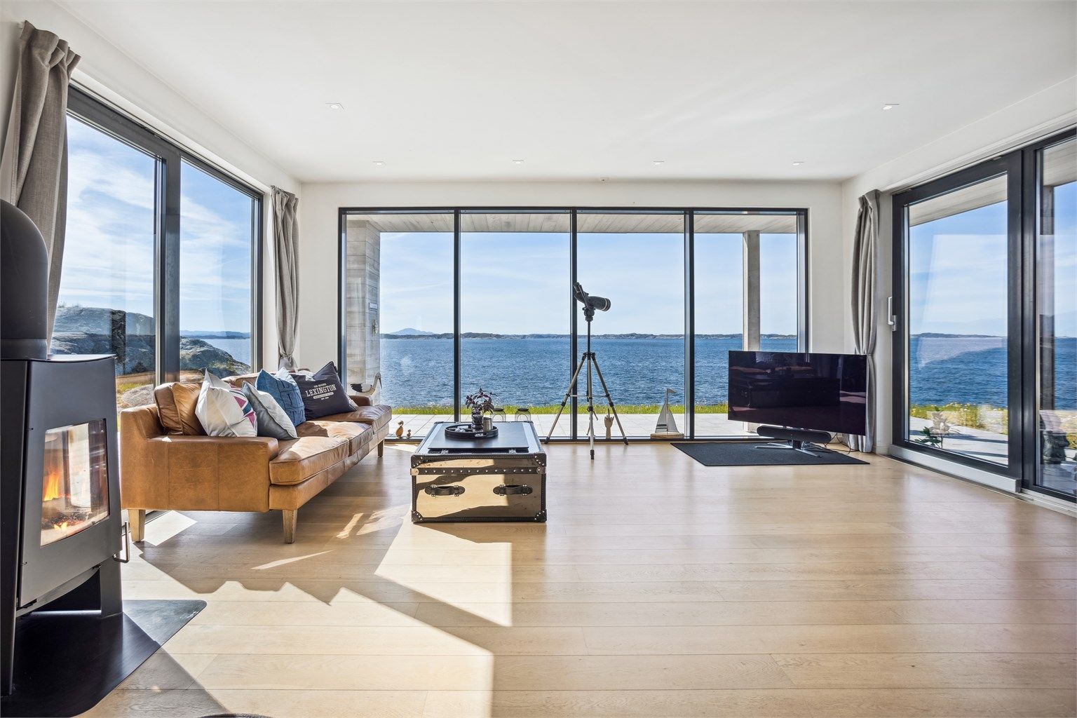 Velkommen til Gauksheimvika 17 presentert av Bente Storebø Østervold.