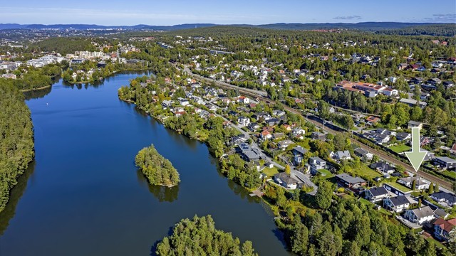 Flott beliggende eiendom på Solbråtan - nær Kolbotnvannet - flotte turmuligheter i nærområdet - gangavstand til Kolbotn sentrum
