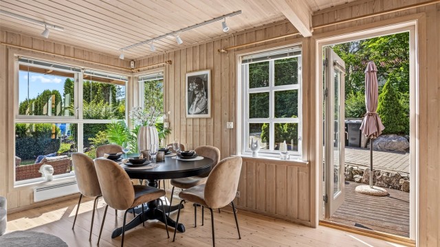 Her kan du innrede med stor spisebord eller TV-benk, alt etter ønske og behov.
