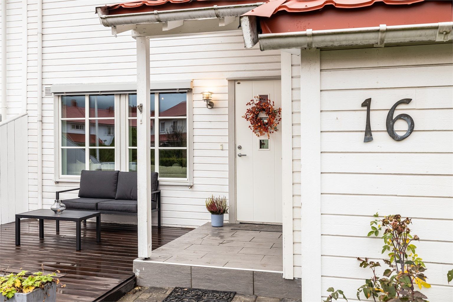 Vinduer og terrassedør ble skiftet i 2011.