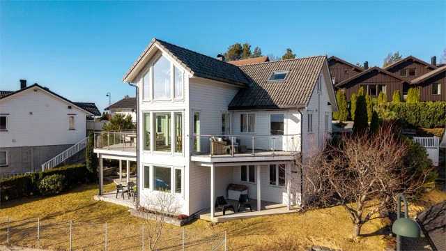 Velkommen til Skåtalia 5 presentert av Krogsveen v/Eiendomsmegler/Partner Marit Stuen Aursnes