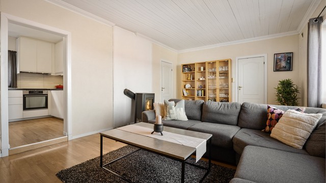 Stue med plass til sofagruppe