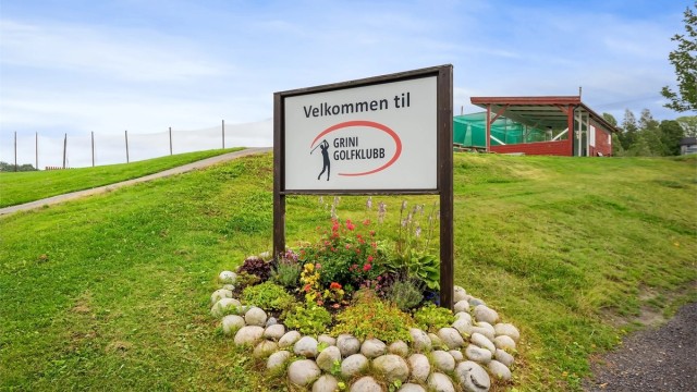 Golfspillere vil sette pris på nærheten til flere golfklubber, som Haga Golfklubb, Grini Golfklubb og Oslo Golfklubb ved Bogstad