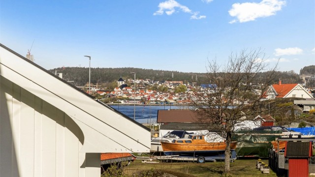 Utsikt over mot Brevik.