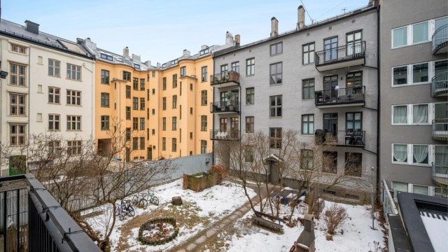 Utsikt mot borettslagets fellesområder.