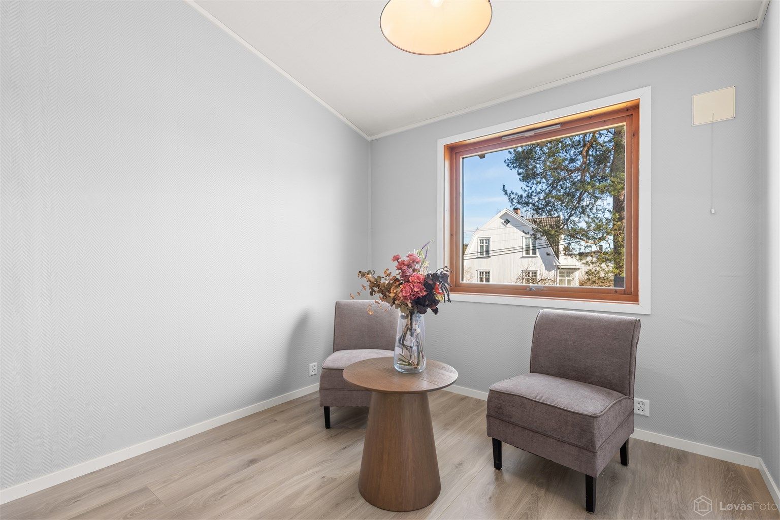 Allrom med nytt 1-stavs laminatgulv i 2026